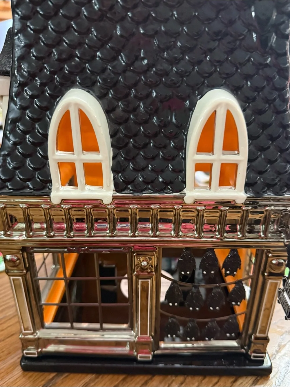 Bath and Body Works Bones & Co. Apothecary Ceramic Halloween House